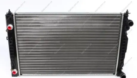 Радіатор охолодження двигуна A4 1.6i/1.8T/1.9TDI 95-00 AT +/-AC MAHLE CR 132 000S MAHLE / KNECHT CR132000S (фото 1)