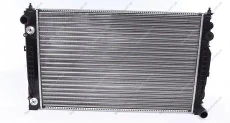 Радиатор 397 mm AUDI A4/ A6 / SKODA Superb (3U4) / VW Passat MAHLE / KNECHT CR648000S (фото 1)