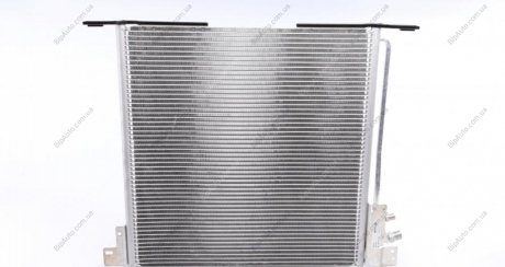 Радиатор кондиционера MAHLE MAHLE / KNECHT AC 212 000S