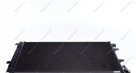 Радіатор кондиціонера Renault Fluence/Scenic III/Megane III 1.4-2.0 08- (з осушувачем) MAHLE / KNECHT AC 630 000S (фото 1)
