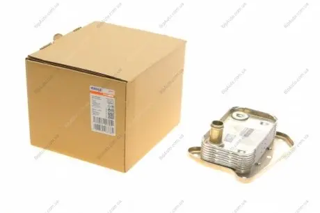 Радиатор масла W202 2.2D 97-00 MAHLE CLC 38 000P MAHLE / KNECHT CLC38000P
