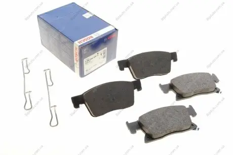 Тормозные колодки дисковые ROBERT BOSCH 0986424329