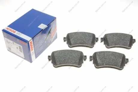 Тормозные колодки, дисковые. BOSCH 0986424437