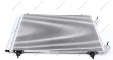Радиатор кондиционера MAHLE / KNECHT AC 667 000S (фото 1)