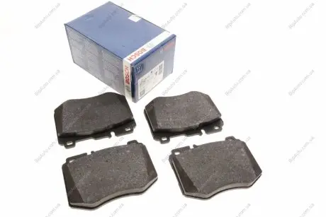 Тормозные колодки дисковые ROBERT BOSCH 0986494750