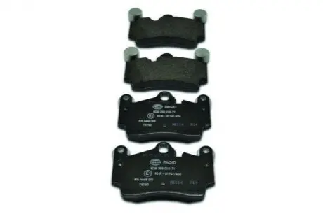 Колодки тормозные комплект Hella pagid 8DB 355 018-711
