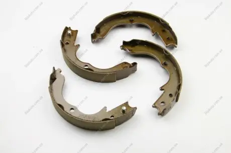 Колодки ручного тормоза Outlander II 06-12/ Subaru Forester/Impreza 08- Bremsi GF0109