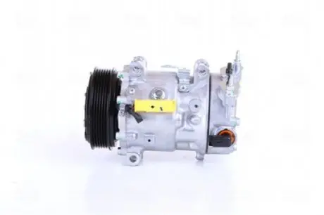 Автозапчастина NISSENS 890744