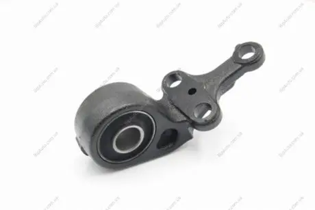 -TEKNOROT NISSAN С/блок переднего рычага с кронштейном Almera II Kautek NI-BS004