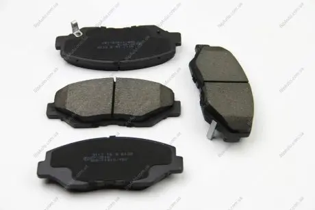 Гальмівні колодки перед. Honda Accord 03-08/CR-V 01-06 (akebono) Bremsi BP3117 (фото 1)