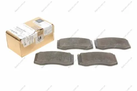 MERCEDES-BENZ 000420180590