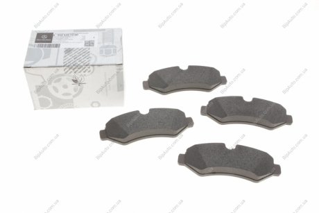 Колодки тормозные дисковые, к-кт MERCEDES MERCEDES-BENZ 9104207300 (фото 1)