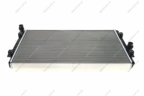 Радиатор охлаждения VW Golf VII/Passat 1.8/2.0 12 NRF 58437A