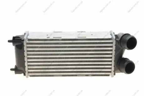 Радиатор интеркулера Van Wezel 09014705