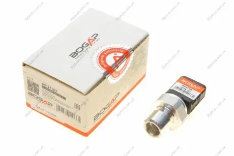 Датчик тиску кондиціонера VW Crafter 2.0 TDI 16- BOGAP A4127103 (фото 1)