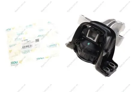 Подушка двигуна (R) Renault Kadjar/Nissan Qashqai II 1.5dCi 13- Ucel 10679