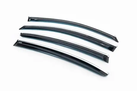 Д/в Infiniti FX35/50/QX70 2009- з хром молдингом HIC IN06-M