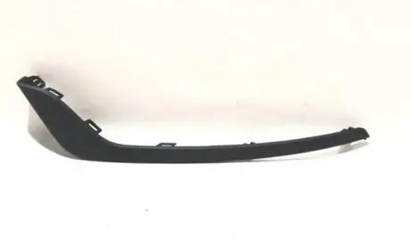 Молдинг решетки бампера Ford Mondeo 19- правая черн. тестура AVTM 182836924