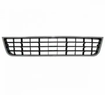 Решетка в бампер Audi A6 01-05 средняя с хром молдингом AVTM 0014 227