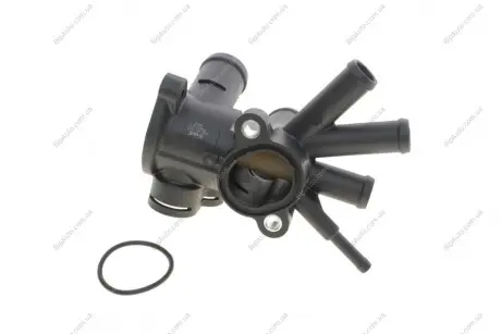 Фланець системи охолодження VW Polo II/Golf II 1.0/1.3 81-94 VIKA 11210096601