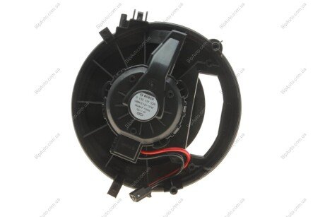 Моторчик пічки VW Passat B8 /Golf VII 14- 0 130 115 02R BOSCH 013011502R