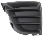 Решетка в бампер Toyota Corolla 13-16 левая без отв. п/тум. под молдинг AVTM 7037 913