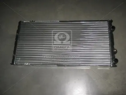 VW Радіатор охолодження PASSAT B3 VR6 AC 91- (720x377x34) NISSENS 652491