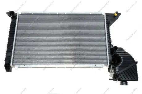 Радіатор охолодження MB Sprinter 2.2-2.7CDI 00-06 SOLGY 112026