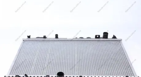 Радіатор охолодження Volvo V40 1.6/1.8/2.0 95- NRF 509517