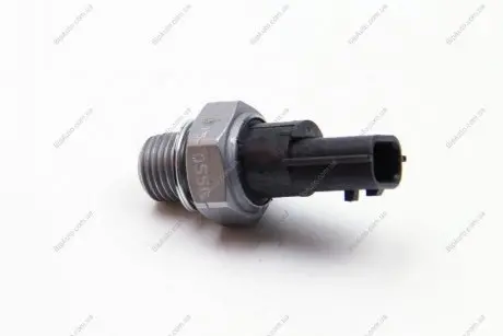 Датчик RENAULT 8200671275
