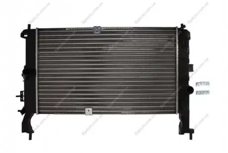 OPEL Радіатор охолодження двиг. MERIVA 1,7 CDTI 03- (600x368x26) NISSENS 63092
