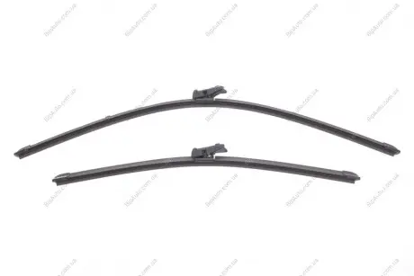 Щітки склоочисника (600/450mm) Peugeot 308 07-/VW Caddy 10- Valeo 574641