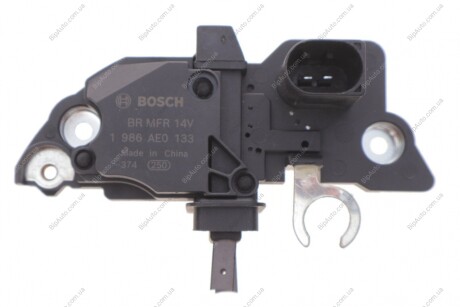 Реле генератора MB Sprinter (W903) 2.2-2.7 CDI (OM611/OM612/OM647) 00-06 1 986 AE0 133 BOSCH 1986AE0133