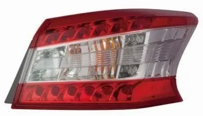 Фонарь задний Nissan Sentra 12-16 пра. (без ламп) (WY21W/W16W/LED) (зовнішній) DEPO 315-1979R-AS