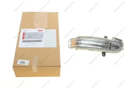Повторювач повороту на дзеркало MB C-class (W203) 04-07 (L) ULO 3037029