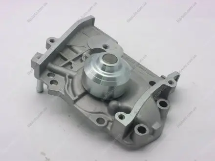 Насос водяной двигателя GMB GWSU18A