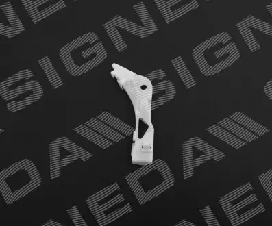 Кронштейн бампера MAZDA 6, 02.02 - 08.07 Signeda PMZ43068AL