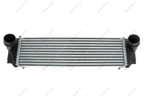 Інтеркулер Valeo 818367