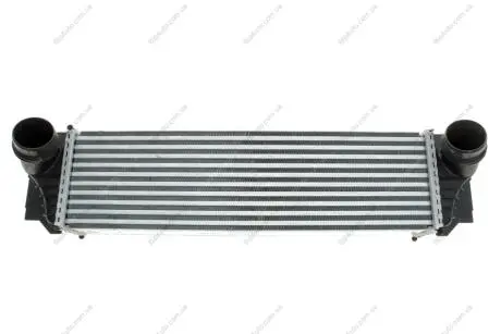 Інтеркулер Valeo 818367