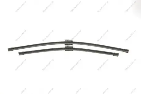Щітки склоочисника (600/475mm) VW Caddy/Golf 04-15/Audi A3/Skoda 04-13 VIKA 99980110802