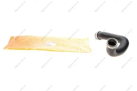 Патрубок интеркулера (R) MB E-class (W210) 2.2CDI AUTOTECHTEILE 100 5203