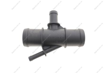 Фланець системи охолодження Skoda Fabia 2.0 99-08 VIKA 11211855301