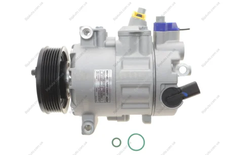 Компресор кондиціонера VW T5 2.0 TDI 10- NRF 320071