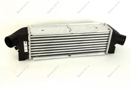 Інтеркулер TRANSIT6 20TDi MT 02-06 NISSENS 96642