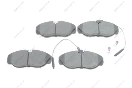 Колодки гальмівні (передні) Citroen Jumper/Fiat Ducato/Peugeot Boxer 94-02 (+датчики) 0 986 424 030 BOSCH 0986424030