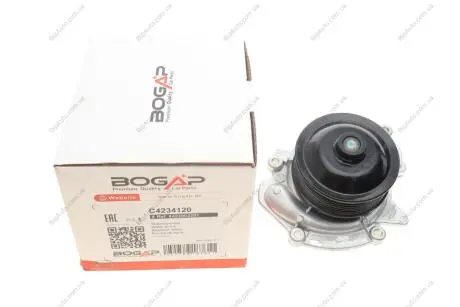 Помпа води MB Sprinter 318CDI OM642 06- BOGAP C4234120