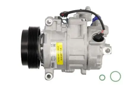 BMW Компресор кондиціонера 1 (E81) 06-, 3 (E90) 07-, 3 (E92) 06-, X1 (E84) 09- NISSENS 890070