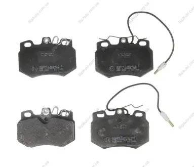 Комплект гальмівних колодок передн, MERCEDES VITO (W639) PEUGEOT 205 I, 205 II, 205/HATCHBACK, 309 I, 309 II, 309/HATCHBACK 1.0-2.2D 02.83-08.14 TRW GDB808 (фото 1)