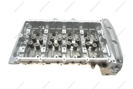 Головка блоку циліндрів (з клапанами) Ford Transit/Peugeot Boxer 2.2TDCi/HDi 11- EURO5 AMC 908757
