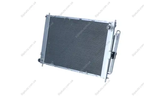 Радіатор охолодження двигуна RENAULT Modus 1.4 04- NRF 350057 (фото 1)